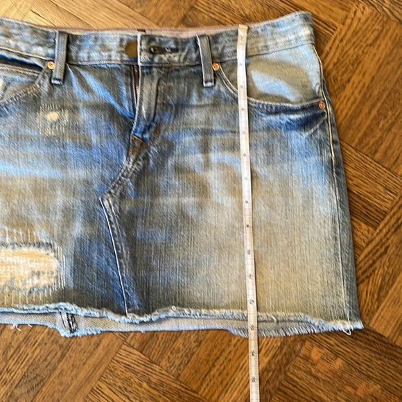 NWOT GAP denim distressed mini skirt - Picture 7 of 8